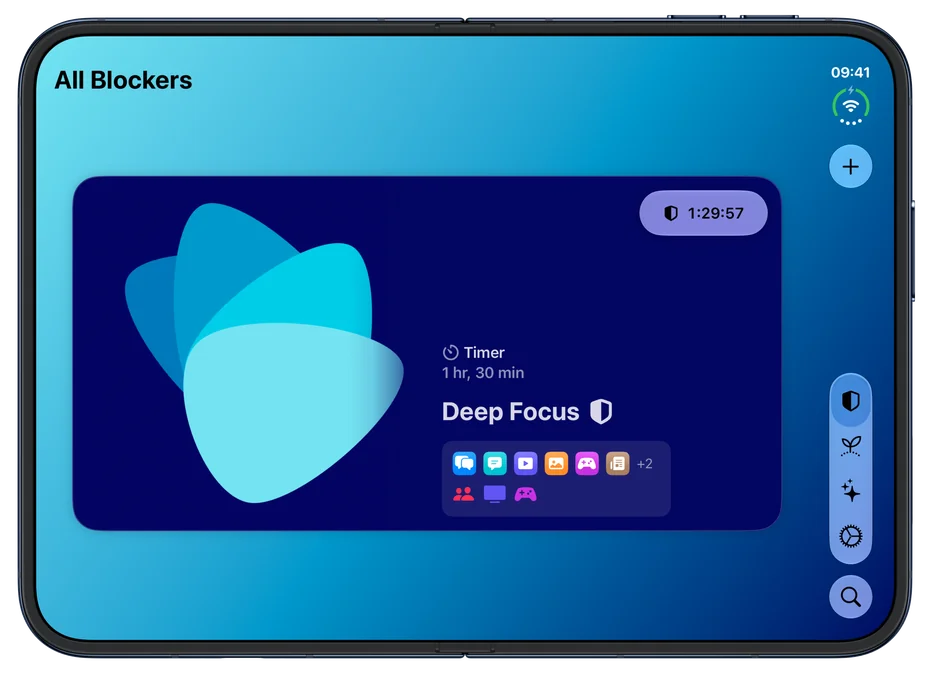 Moment on iPhone Duo, open: Deep Focus as a wide card, its photo on one side and, on the other, Timer · 1 hr, 30 min, its name and the icons of the apps and categories it blocks